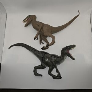 Lot Of 2 Jurassic World Velociraptor Blue Figs 2017 Mattel Kenner Dinosaurs 1665